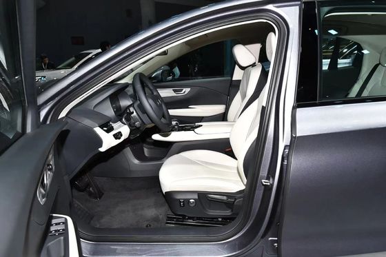 Petrol Or Electric Fuel 2024 Hongqi Eqm5 Car Black Color Efficient Seat Ventilation