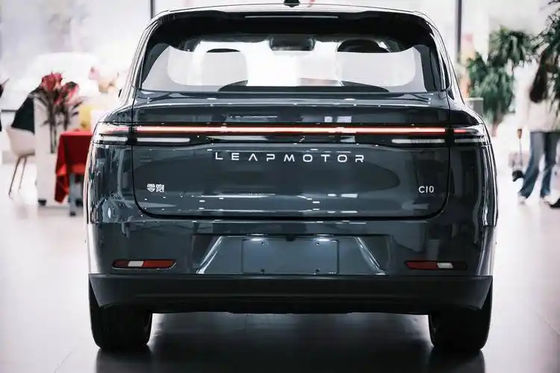 Mid Size Crossover Leapmotor C10 Gray 530 Comfort Edition Electric Family SUV